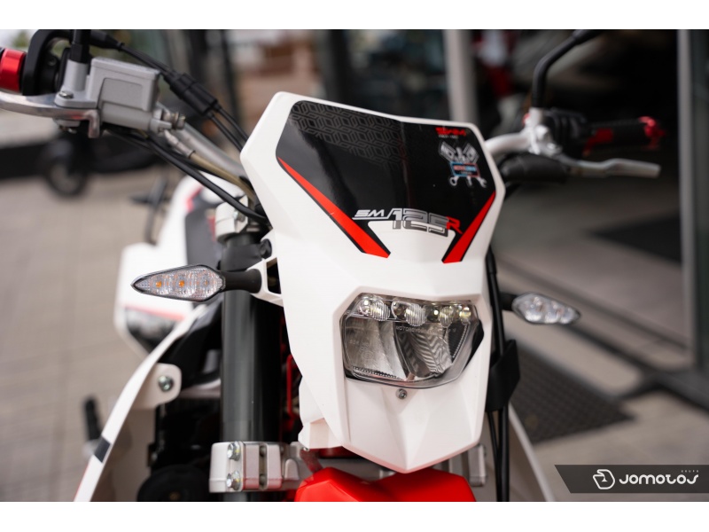 SM 125 R