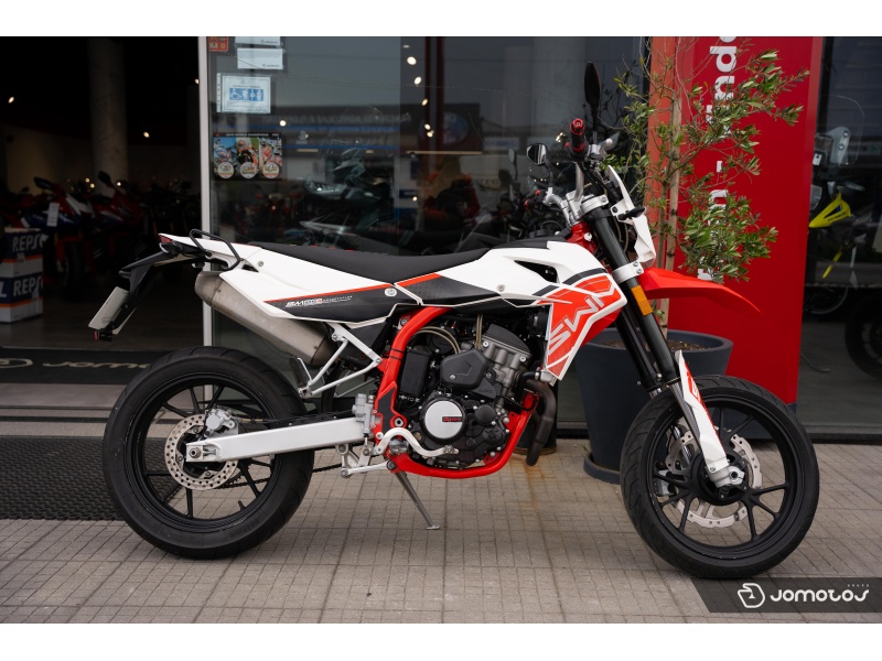 SM 125 R