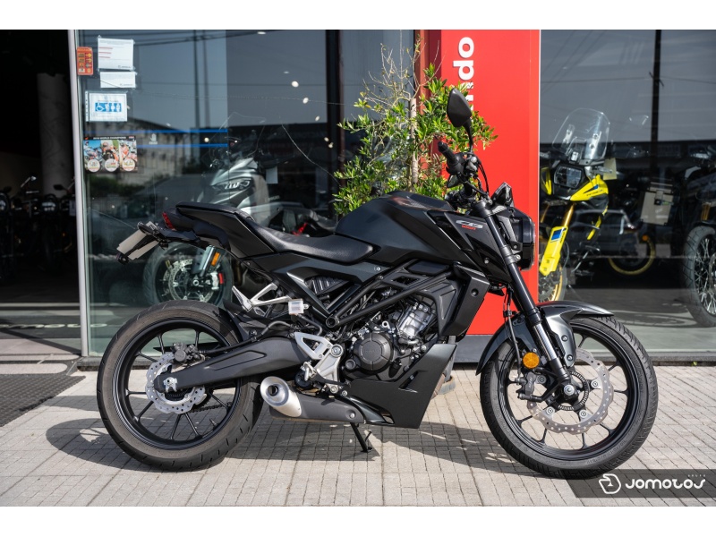 CB 125 R
