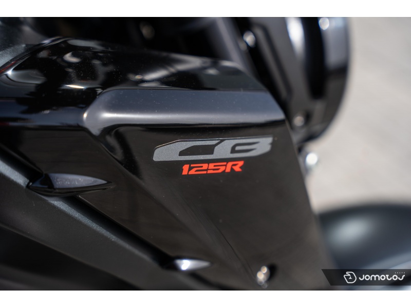 CB 125 R