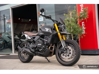 SEIEMMEZZO SCR 650
